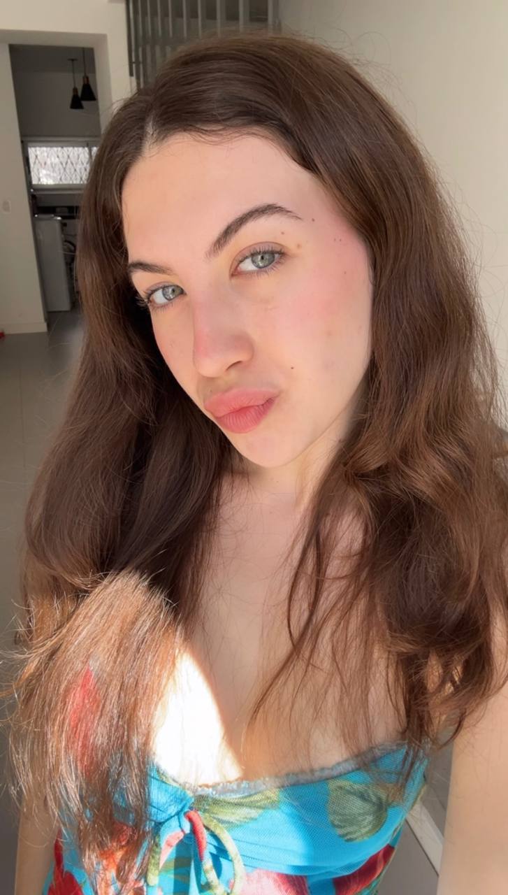 Nude girl Amber in Jacksonville