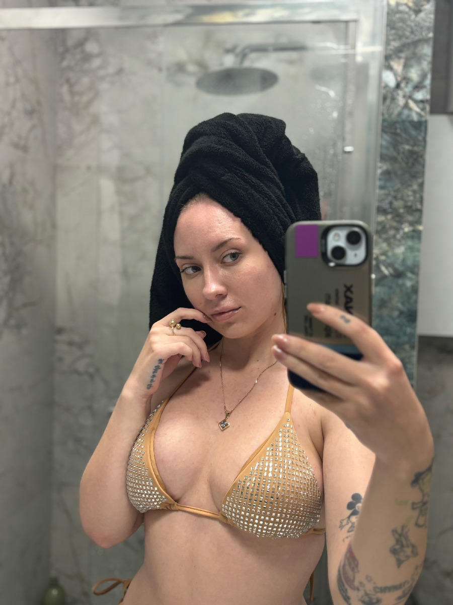 Nude girl KateV in Jacksonville