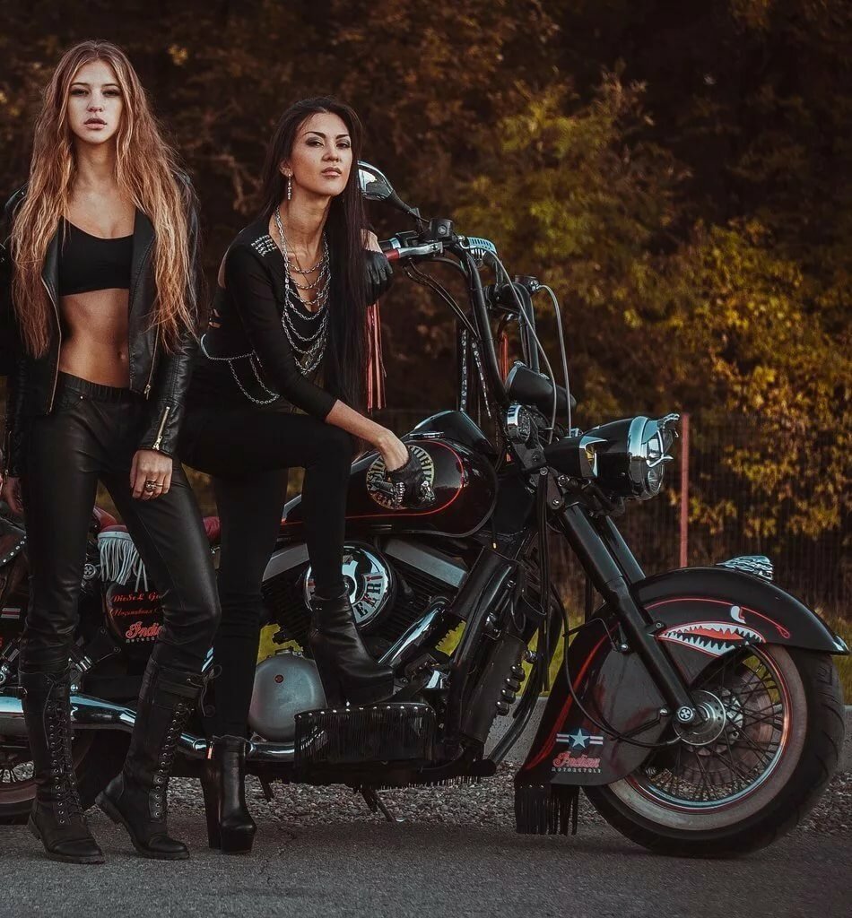 Beautiful girls and bikes in Jacksonville